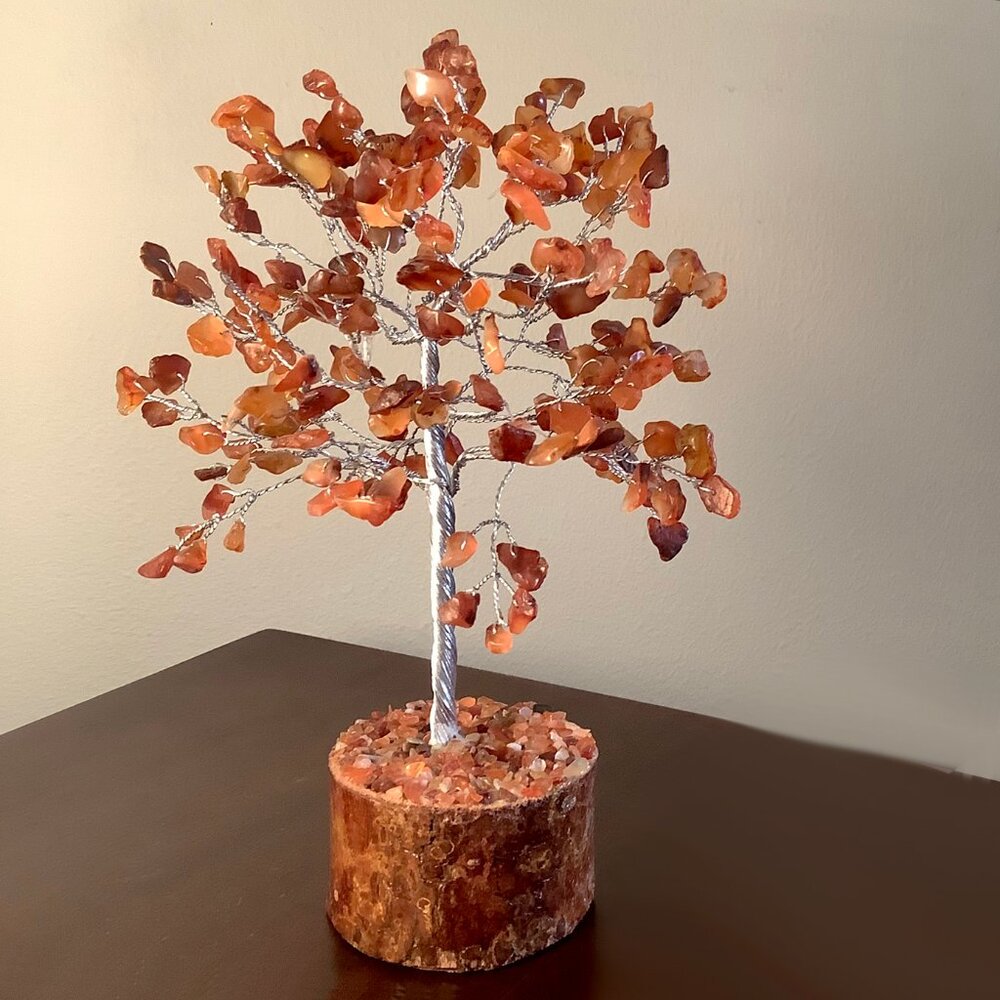 EUC Choice of Natural Carnelian, Peridot or Rose Quartz  and Wire Tree of Life - Picture 11 of 15